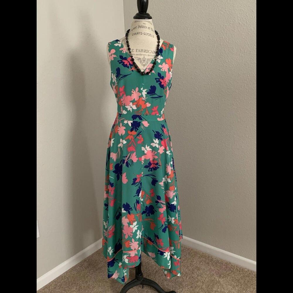 Vince Camuto Floral Maxi Dress Womens Size 14 With Pockets!